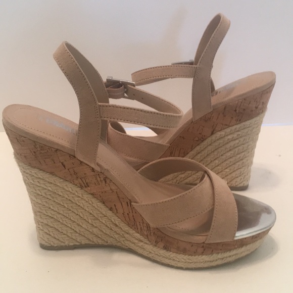 Charles  by Charles David wedge sandal - Picture 7 of 8